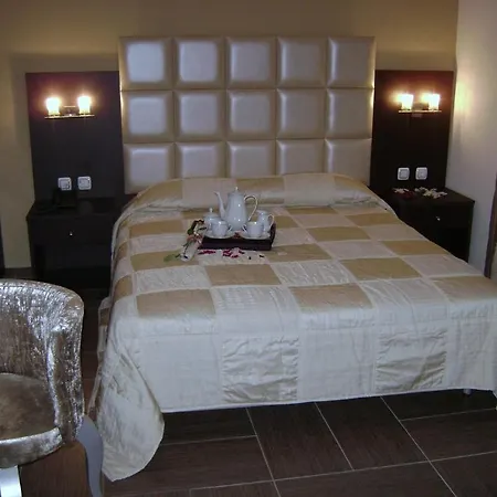 Hotel Thelxis